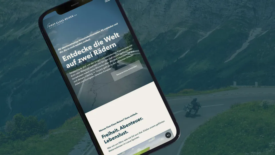 Website mockup for First Class Reisen